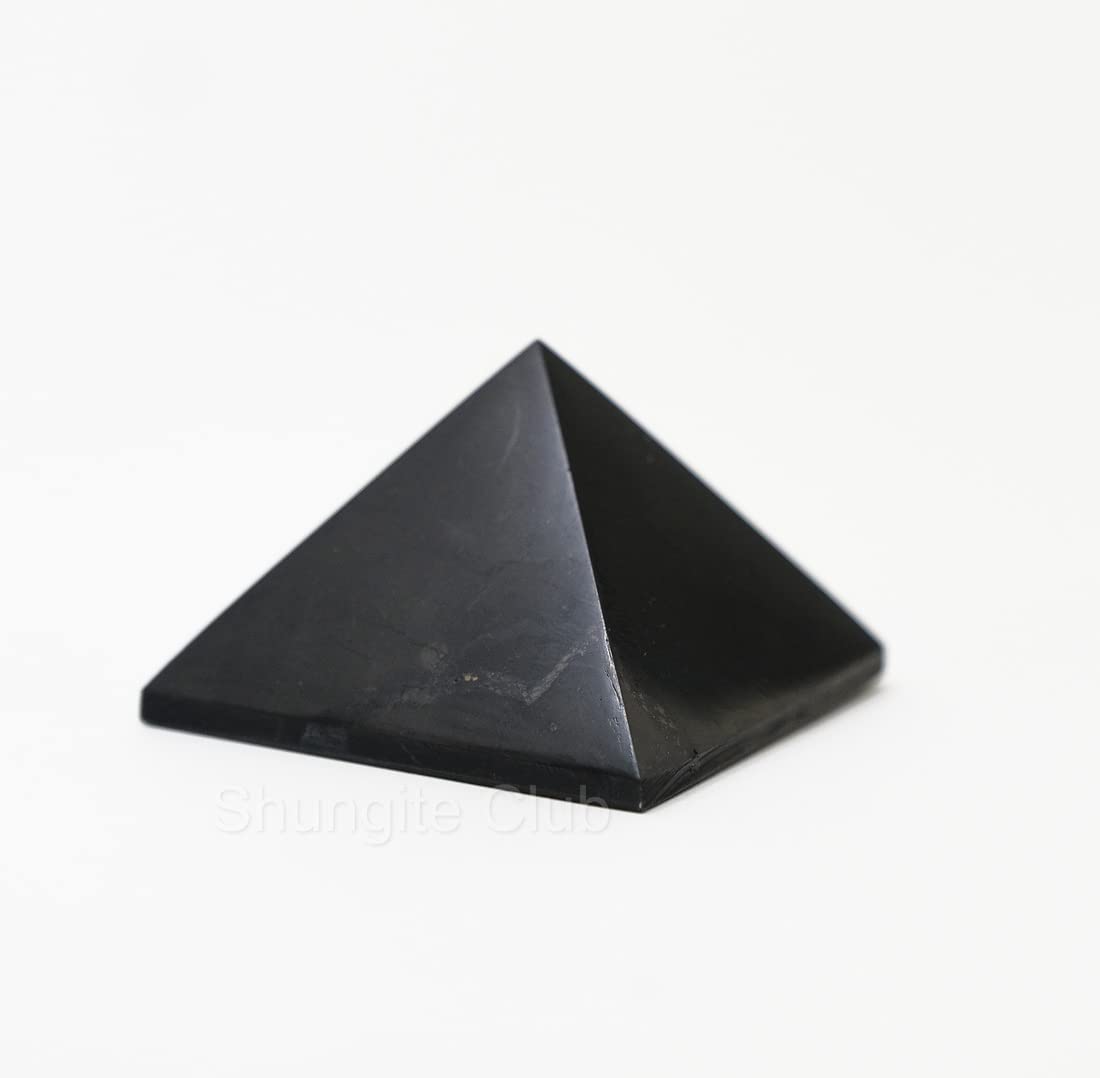 Shungite Club Polished Shungite Pyramid 100 mm (3,94 inches) Healing Crystal Desk Decor Shungite Stone for Home Positive Energy