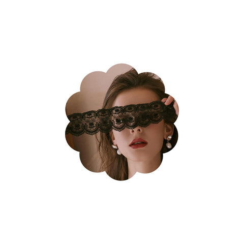 Quizzhe Mysterious Lace Masquerade Mask Sexy Blindfold Hollowed Flower Lace Black White Adjustable Eye Mask Halloween Cosplay Co