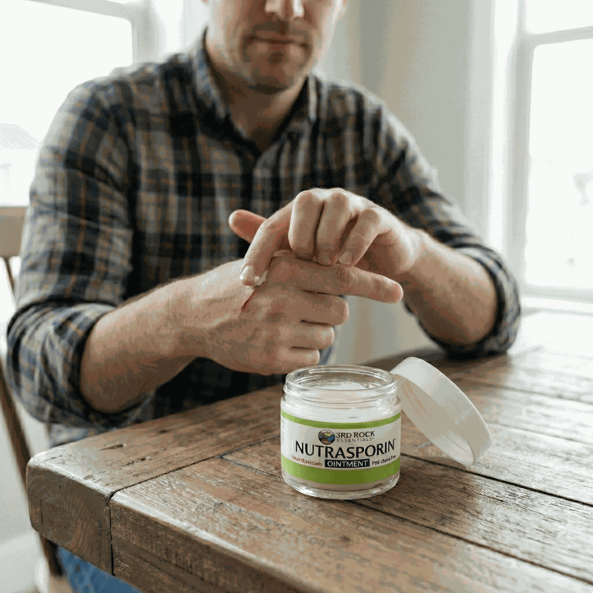 Nutrasporin® - 3oz JAR - All Natural First Aid Ointment 100ppm Silver Gel (Water Resistant)