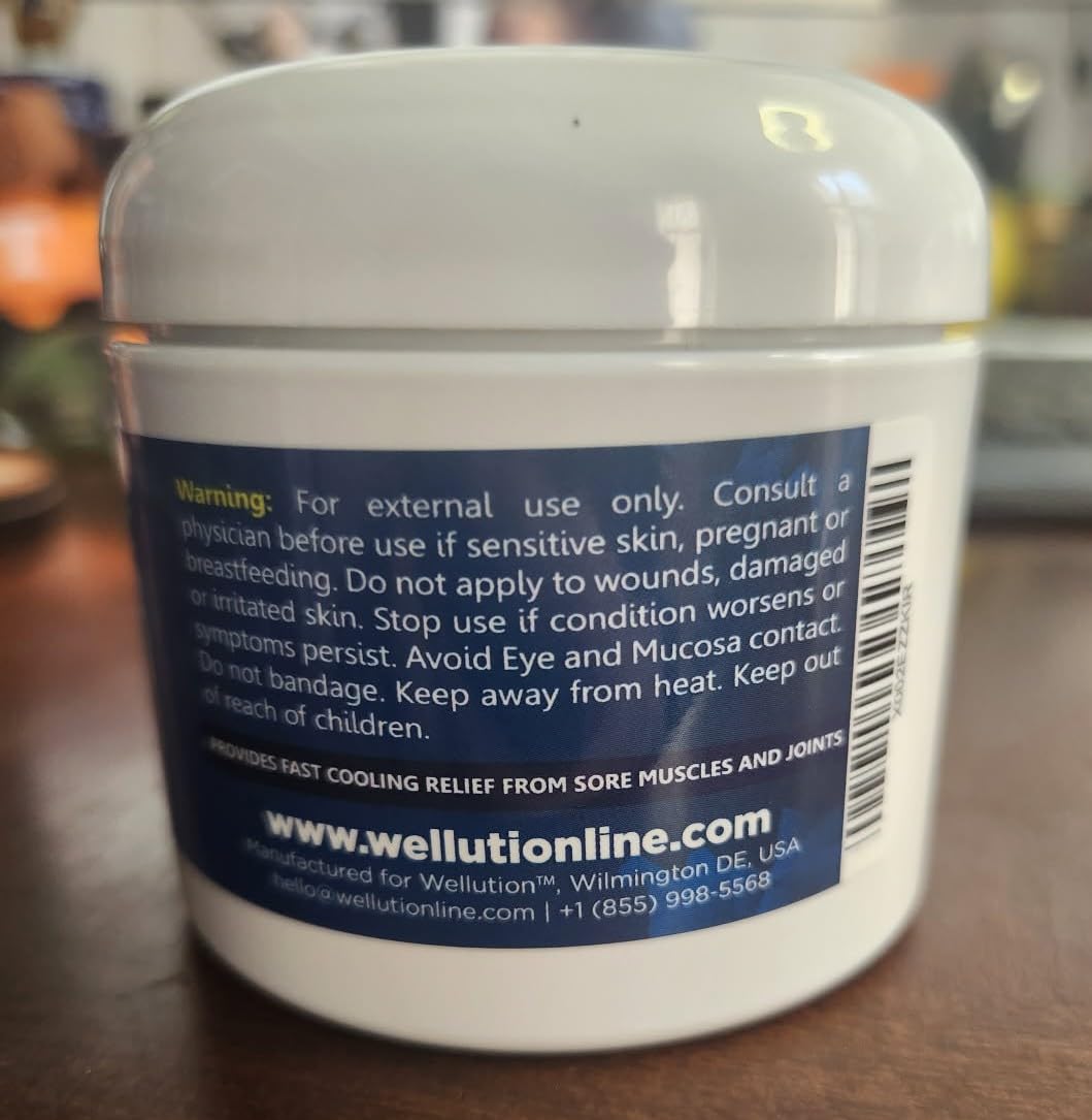 Wellution Hemp Gel - 2,500,000 MCG - (4 Oz) with Hemp Oil Extract, Arnica, Coconut Oil, and Menthol - Made in USA