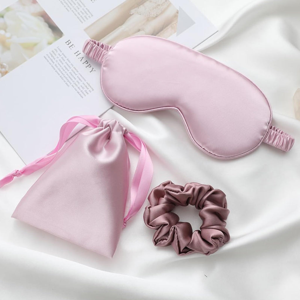 LCBD Silk Satin Sleeping Eye Mask, Light Purple Sleep Eye Mask Night Blindfold for Women and Men, Soft Breathable Blackout Eyesh