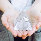 Crystals and Healing Stones, 21 Pcs Healing Crystals Set, 7 Chakra Crystal Stones Set Real Natural Raw Selenite Pyramid Reiki En