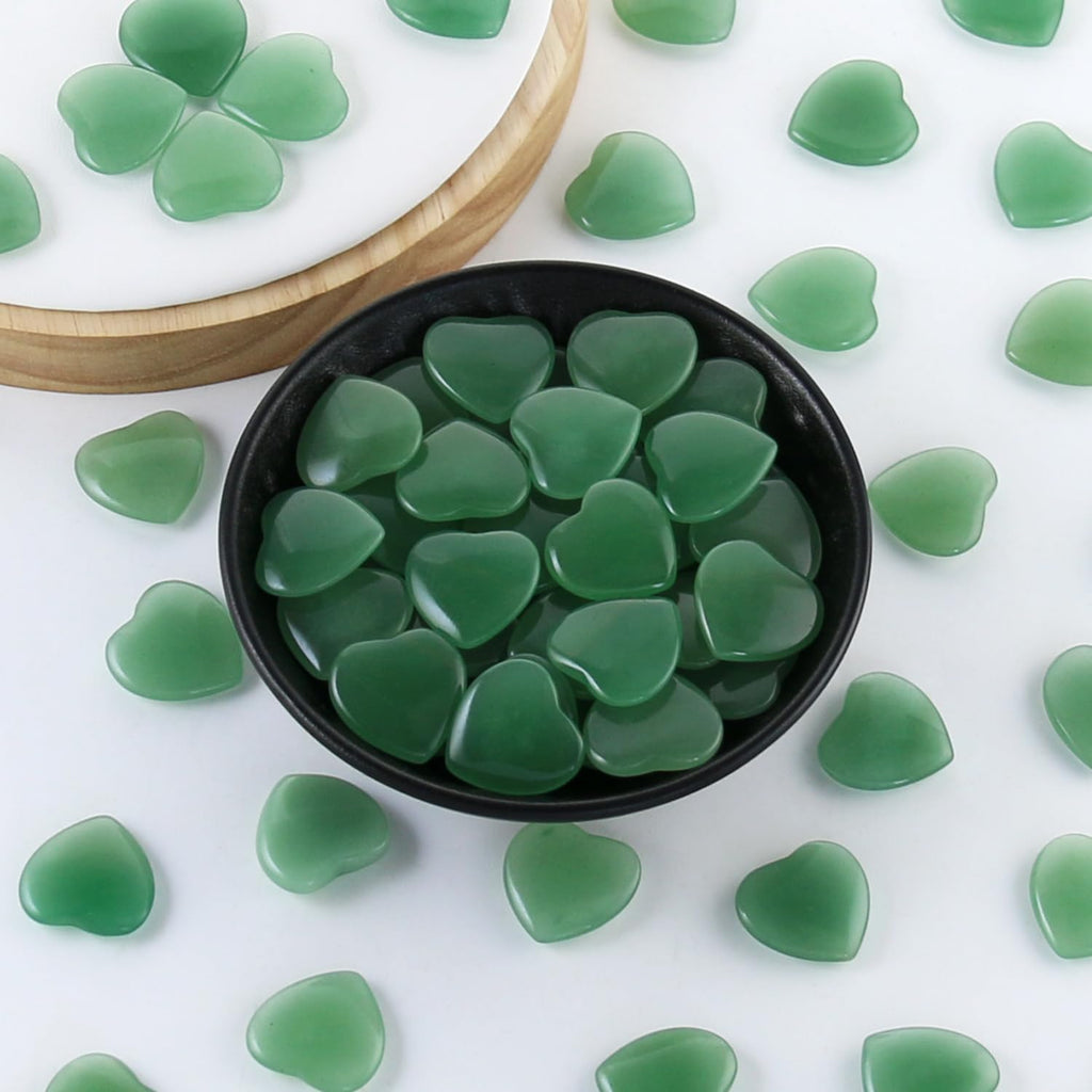 Nvzi Tumbled Polished Natural Green Aventurine Crystals Heart Stones, Crystals and Healing Stones Quartz Bulk for Wicca, Reiki,