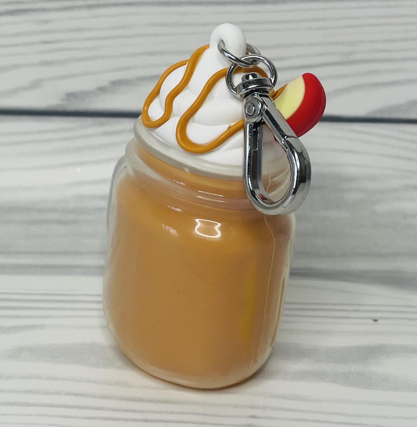 Bath and Body Works Apple Cider Happy Mug Pocketbac Hand Sanitzer Holder