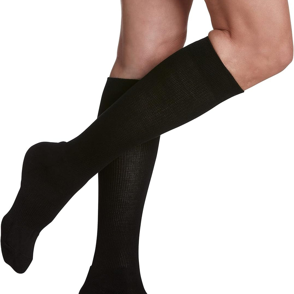 Sigvaris Womens Motion Cushioned Cotton 360 Closed Toe Calf-High Socks 20-30mmHg - Extra Large Short - Black