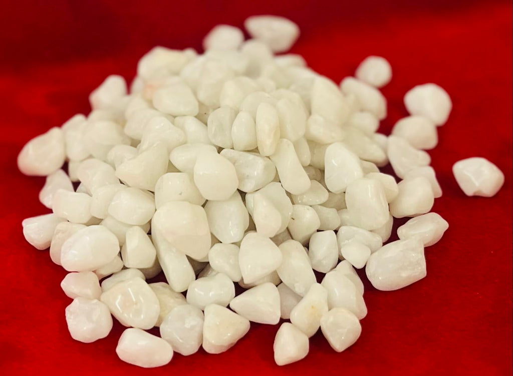 Indian Consigners Natural Crushed Polished Tumbled Gem Stone Chips, Decoration & Healing Crystals (White Quartz)