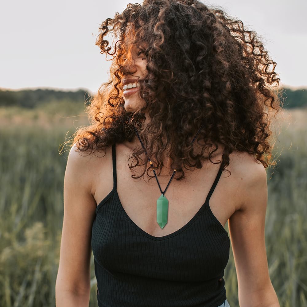 Runyangshi Green Aventurine Healing Crystal Pendants, Double Pointed Natural Crystal Quartz Necklace 6 Faceted Chakra Crystal Wa