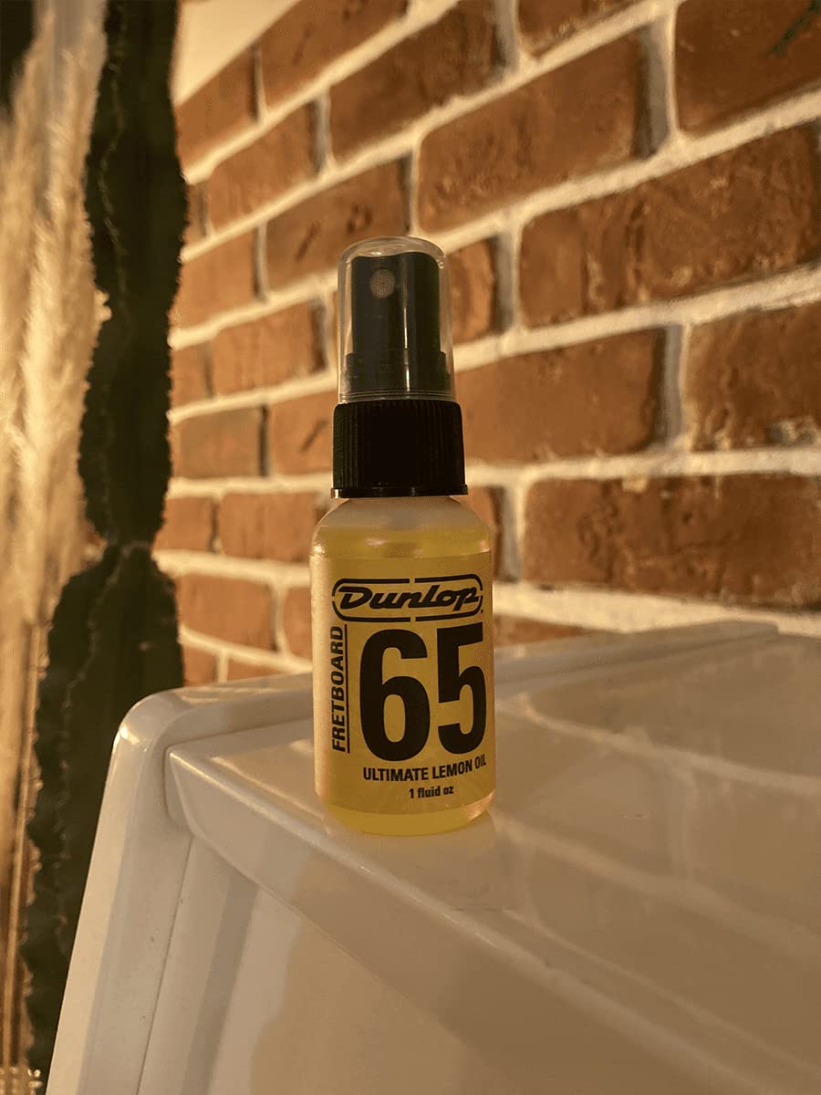Jim Dunlop Formula 65 Ultimate Lemon Oil - 1.00 Fl Oz (Pack of 1)
