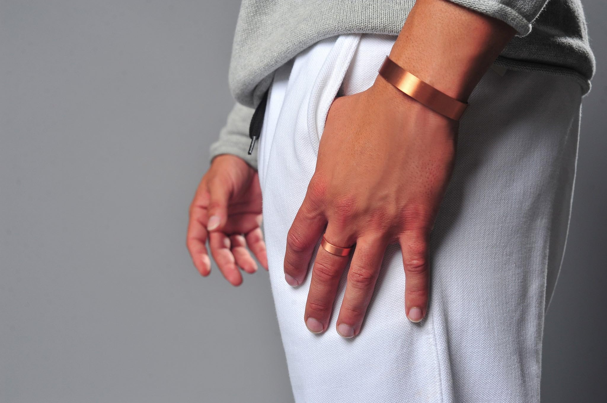 Earth Therapy - Elegant Women or Mens Ring Band in Solid Copper | Magnetic Therapy Ring by Earth Therapy (1)