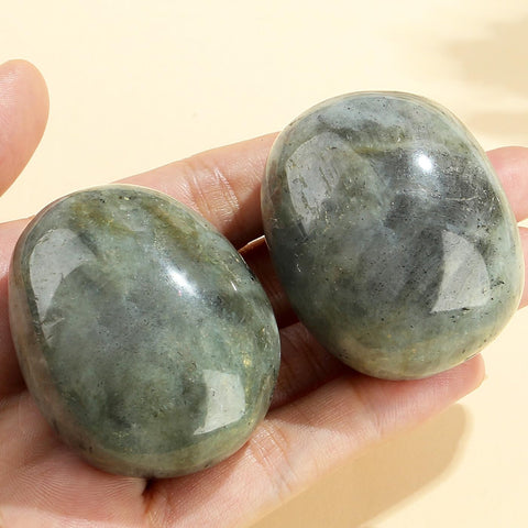 MAIBAOTA 1.6-2.0'' Grey Labradorite Crystal Large Reiki Natural Tumbled Polished Stones for Energy Witchcraft Therapy Meditation