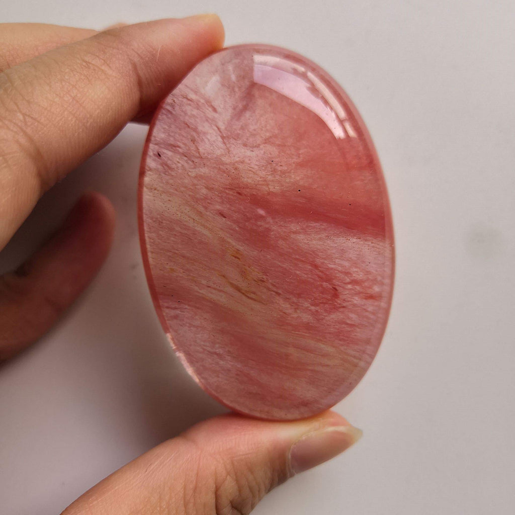 Loveliome Natural Cherry Quartz Oval Polished Worry Stones, Healing Crystal Indoor Fountain Stones Massage Energy Anxiety Relief