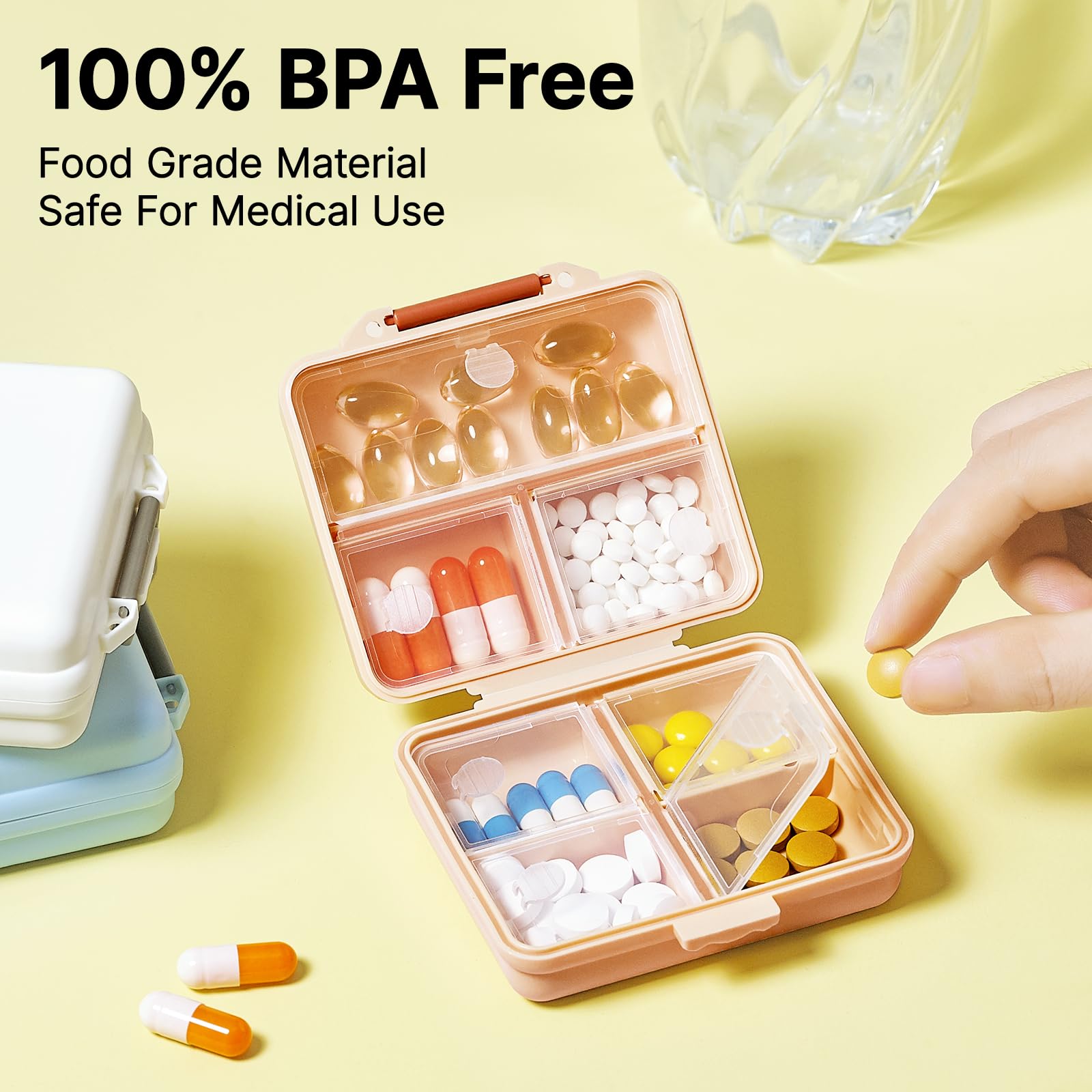 1 Pack Travel Pill Organizer,Portable Daily Pill Box,7 Grid Compartments Weekly Pill Case with Lables,Mini Medicine Organizer Bo