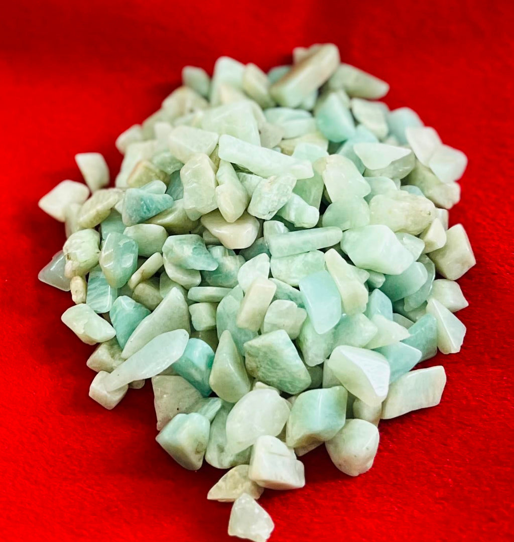 Indian Consigners Natural Crushed Polished Tumbled Gem Stone Chips, Decoration & Healing Crystals (Selenite)