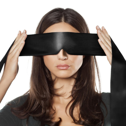 FRESHME Satin Sleep Mask - Comfortable Eye Mask Blindfold for Women Men Soft Adjustable Blackout Eye Cover Shade for Night Sleep