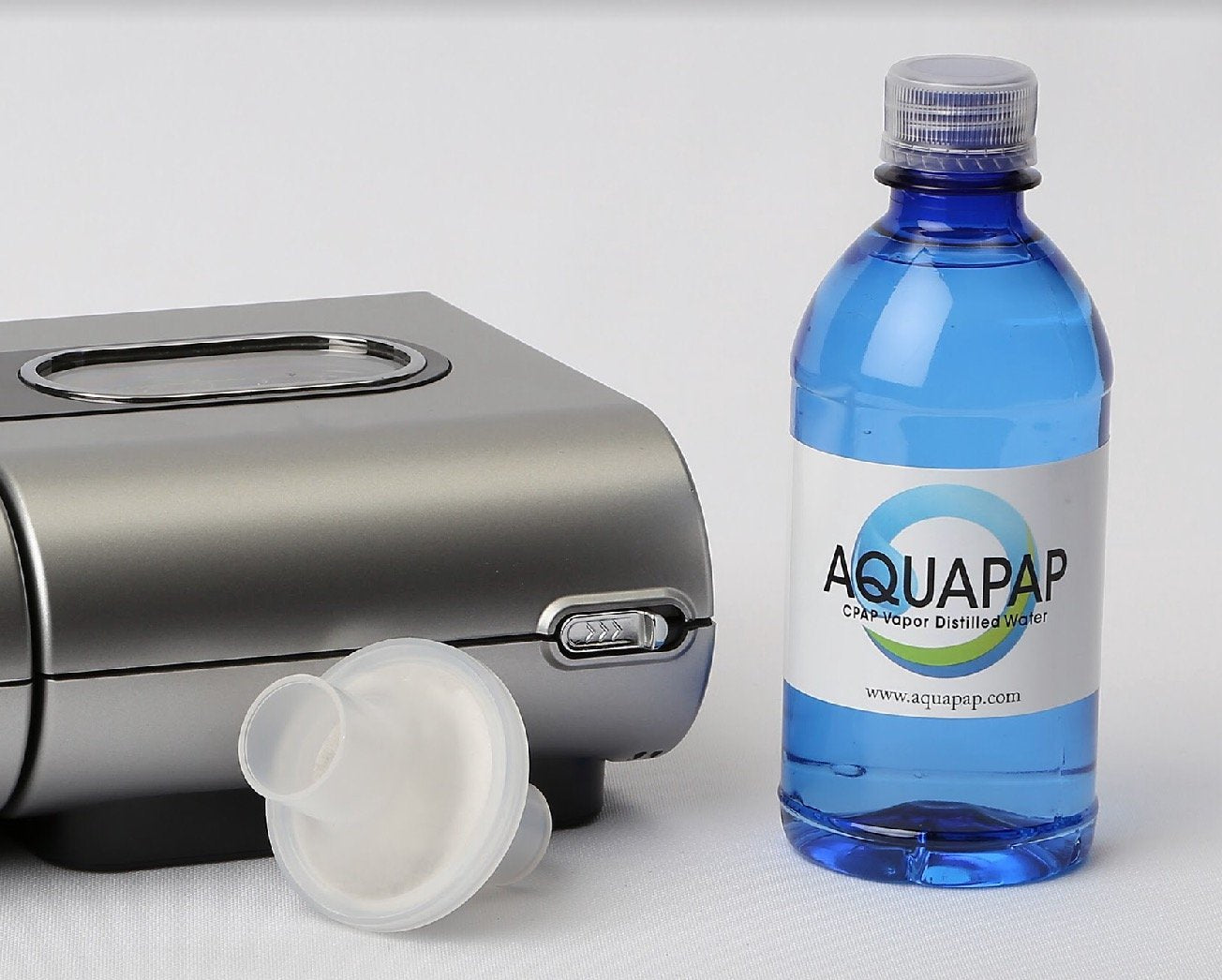 AQUAPAP 8 Ounce 8 Pack Vapor Distilled CPAP Water | for use with Resmed and Respironics Machines