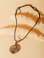 MINACHI Orgone Necklace, 7 Chakra Orgonite Triskelion Triple Spiral Pendant for Spiritual Healing and Positive Energy Meditation
