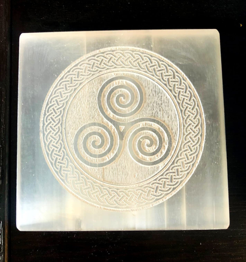 crystalmiracle Natural Selenite Charging Reiki Gemstone Plate Crystal Healing FENG Shui Metaphysical Gemstone Gift Positive Ener