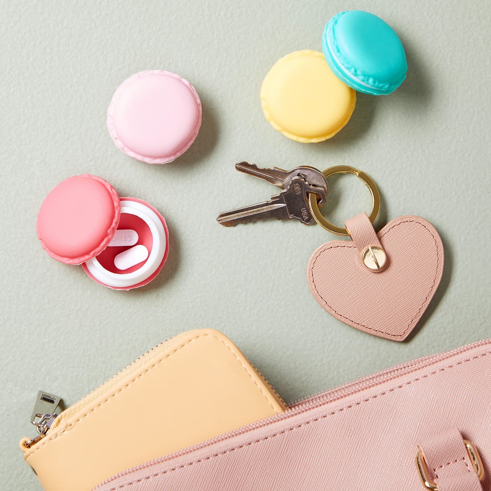 16 Pack Macaron Pill Case, Small Travel Storage Containers for Jewelry, Vitamins (8 Colors, 1.7 in)