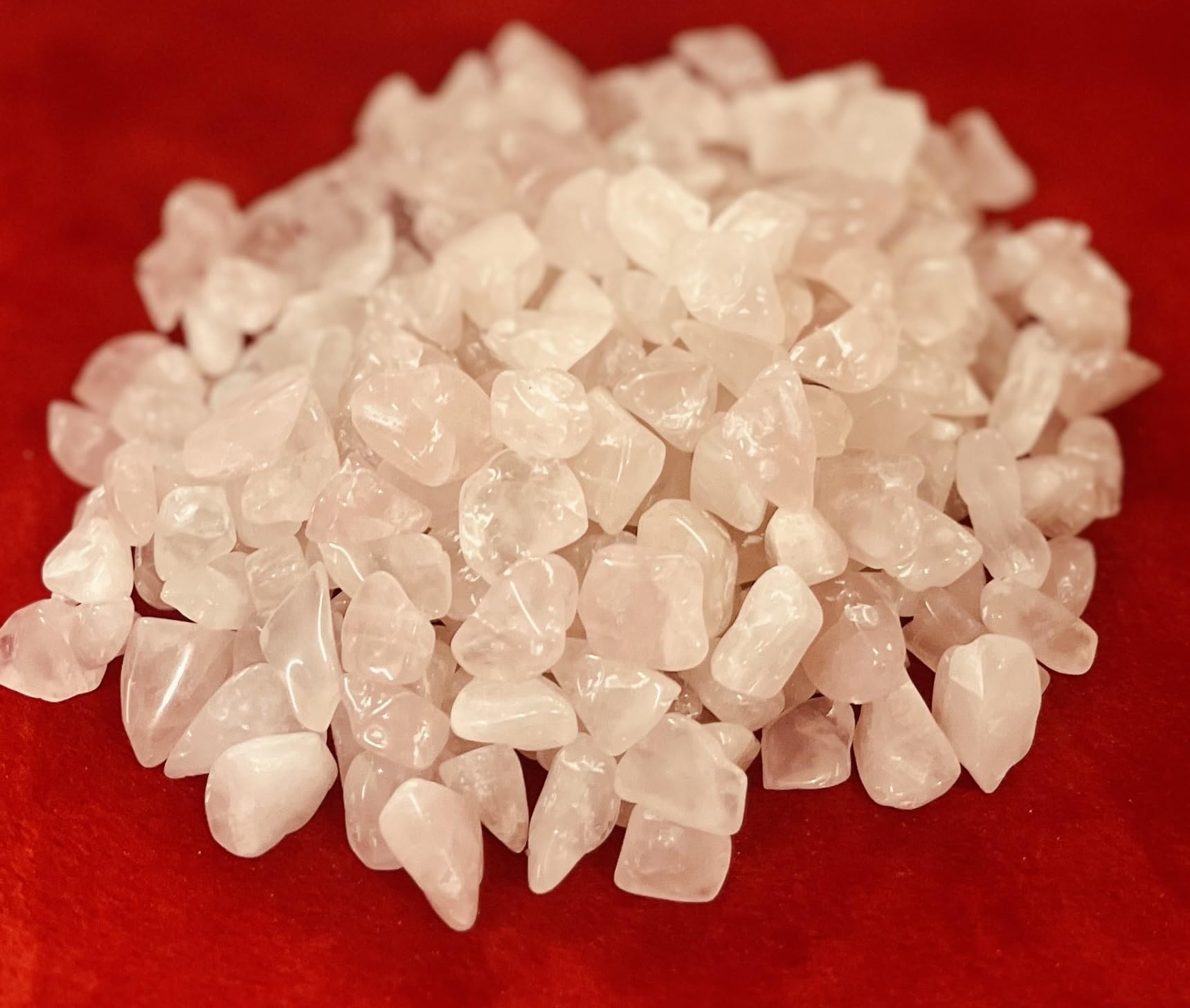 Indian Consigners Natural Crushed Polished Tumbled Gem Stone Chips, Decoration & Healing Crystals (Rose Quartz)