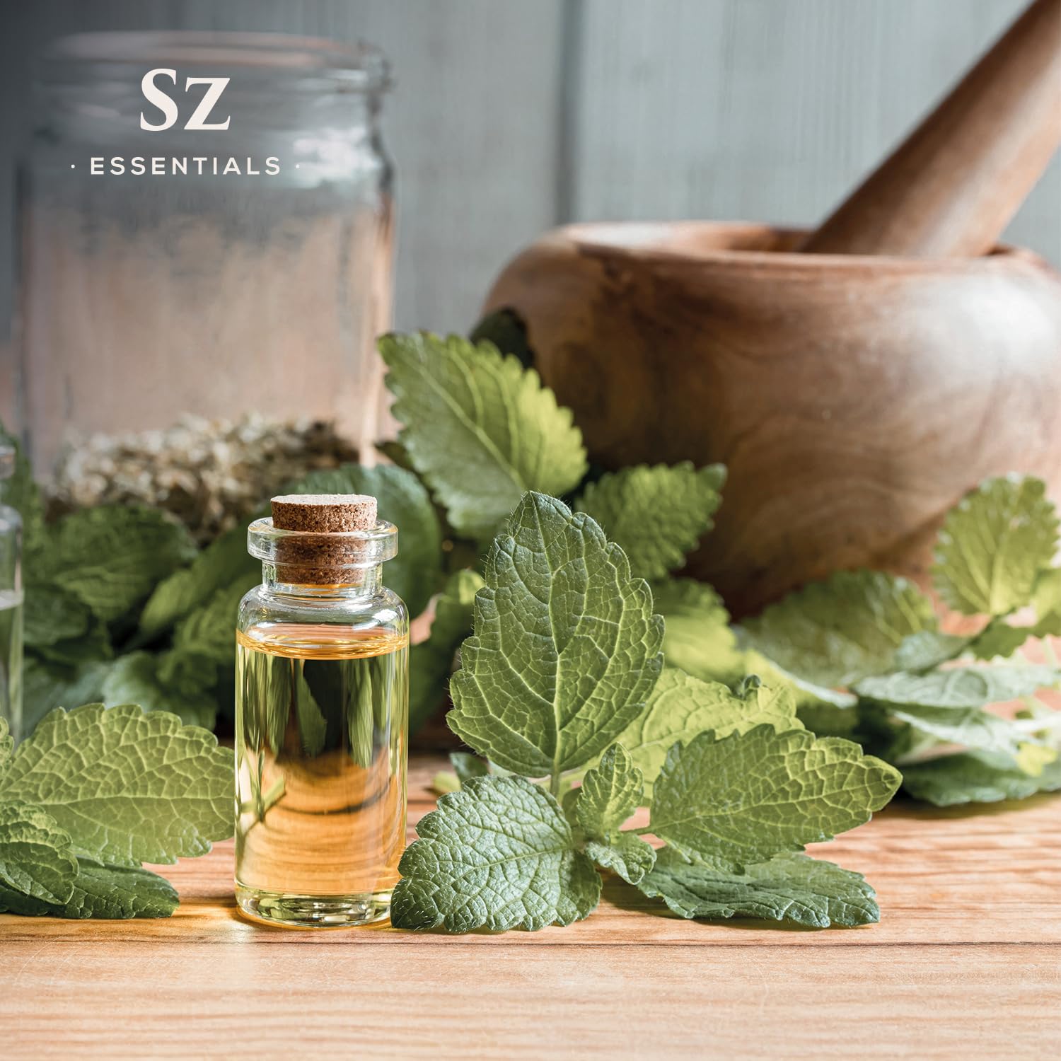 Sz Essentials - Melissa Essential Oil - Aka Lemon Balm - 100% Pure and Undiluted - Extracted from Melissa Officinalis - Sweet &