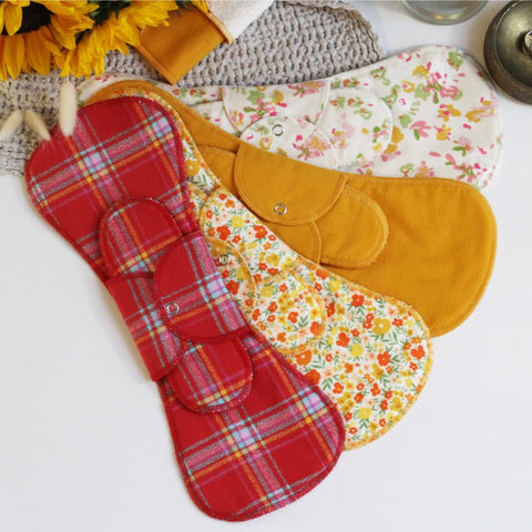 GladRags Reusable Cloth Night Pad (1-Pack) - 100% Cotton Reusable Menstrual Pad, Washable Absorbent Overnight Pad, Heavy Flow Pe