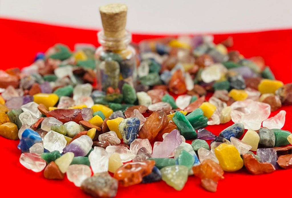 Indian Consigners Natural Crushed Polished Tumbled Gem Stone Chips, Decoration & Healing Crystals (Seven Chakra)