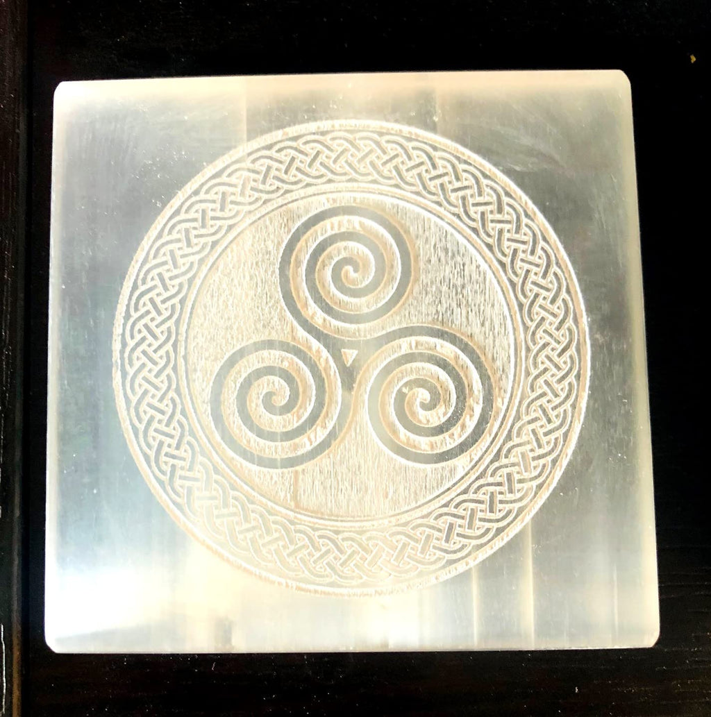 crystalmiracle Natural Selenite Charging Reiki Gemstone Plate Crystal Healing FENG Shui Metaphysical Gemstone Gift Positive Ener
