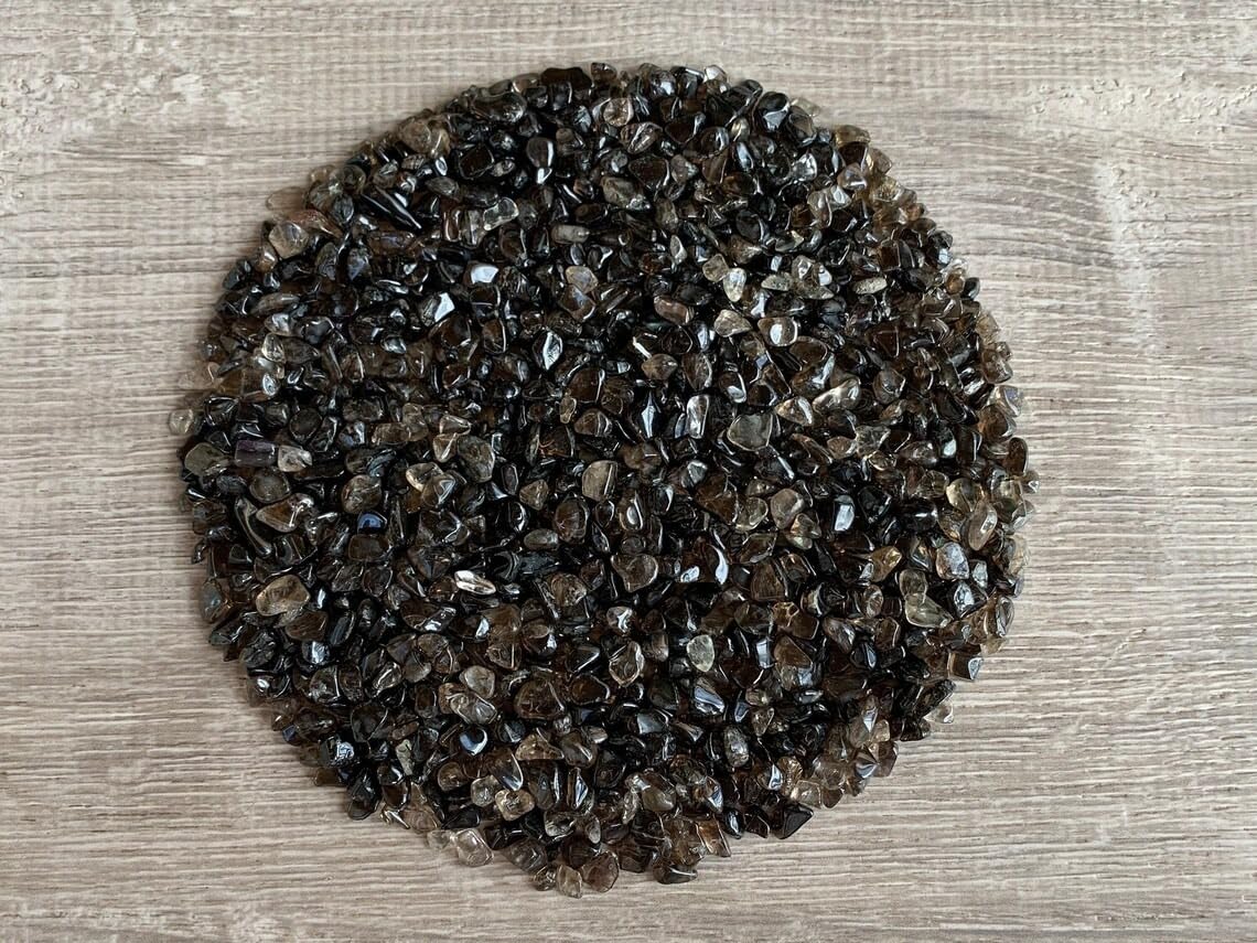 Indian Consigners Natural Crushed Polished Tumbled Gem Stone Chips, Decoration & Healing Crystals (Smokey Quartz)