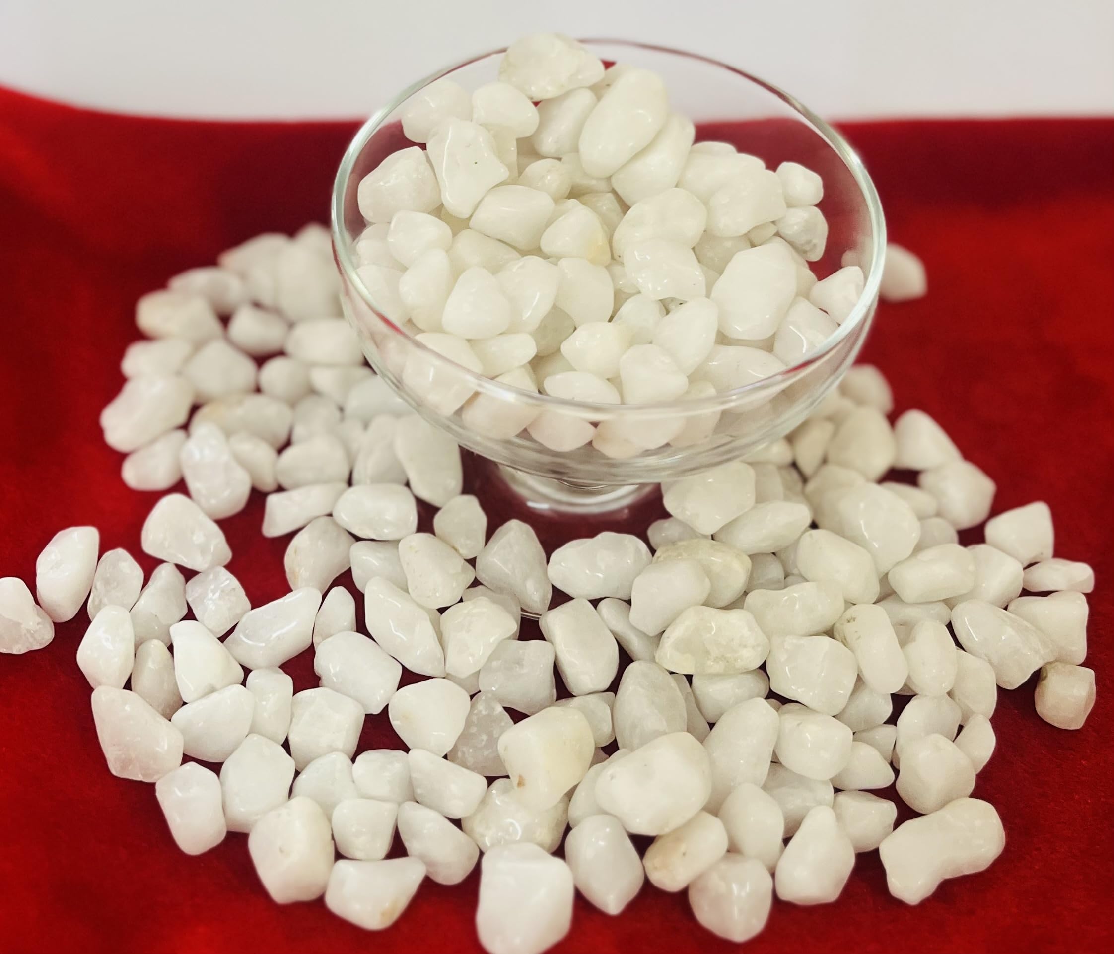 Indian Consigners Natural Crushed Polished Tumbled Gem Stone Chips, Decoration & Healing Crystals (White Quartz)