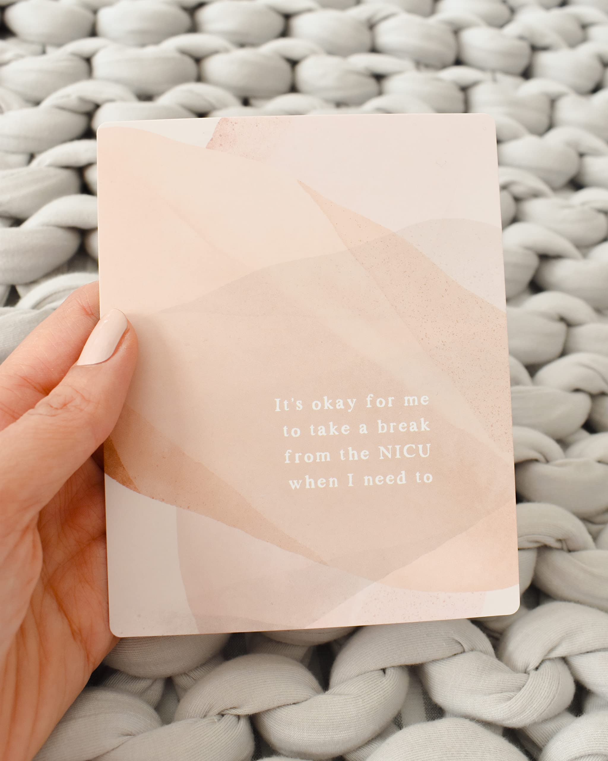 NICU Mama Affirmations - A Soothing and Warm Gift of 20 Encouraging Affirmation Cards to Support NICU Moms Through their Neonata