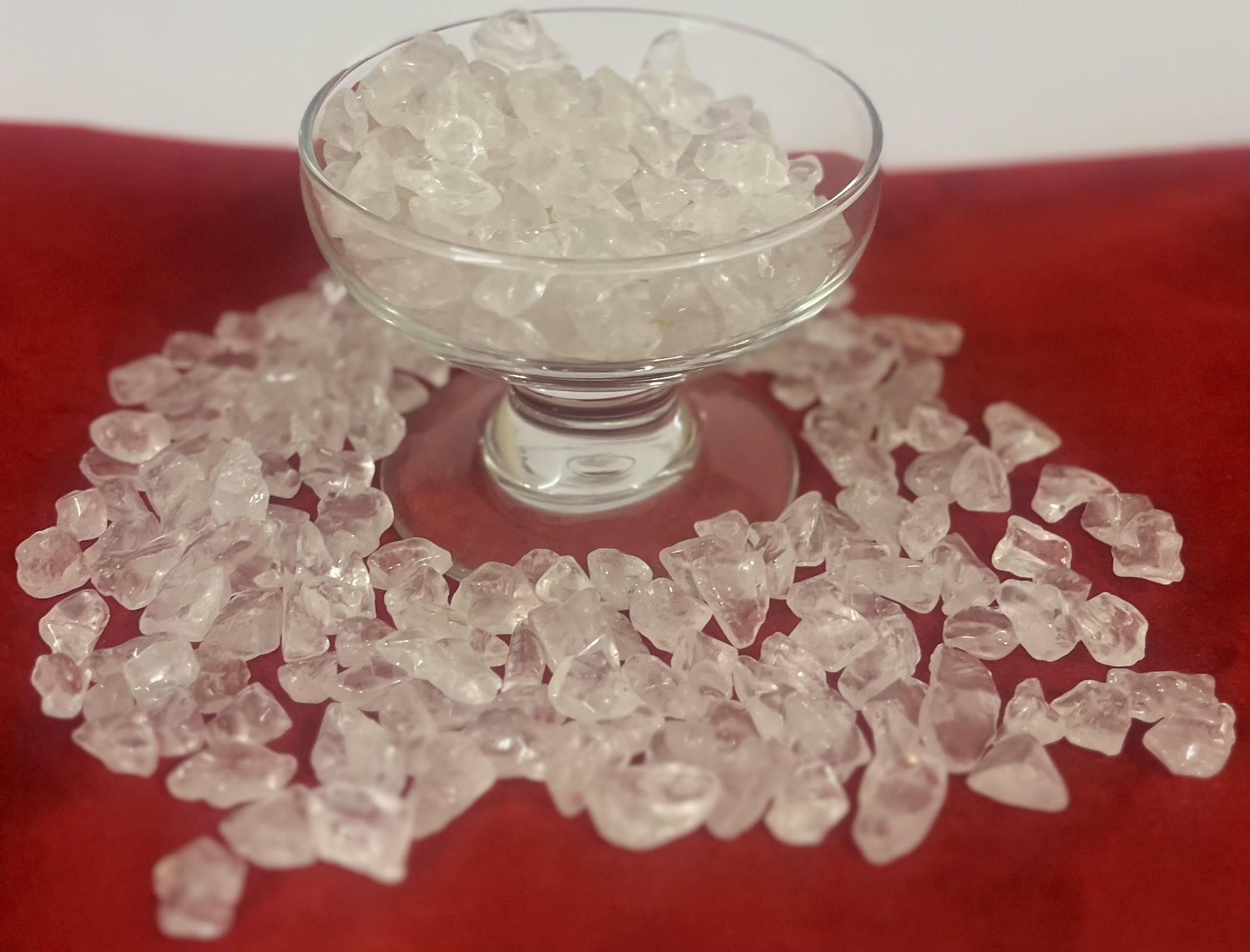 Indian Consigners Natural Crushed Polished Tumbled Gem Stone Chips, Decoration & Healing Crystals (Clear Quartz)