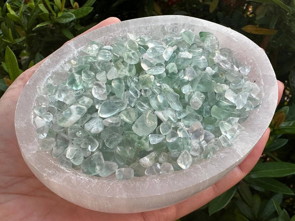 GAF TREASURES 2 oz Lot Natural Semi Tumbled Gemstone Chips, Crushed Mini Crystals, Undrilled Crystal Chips (Green Fluorite)