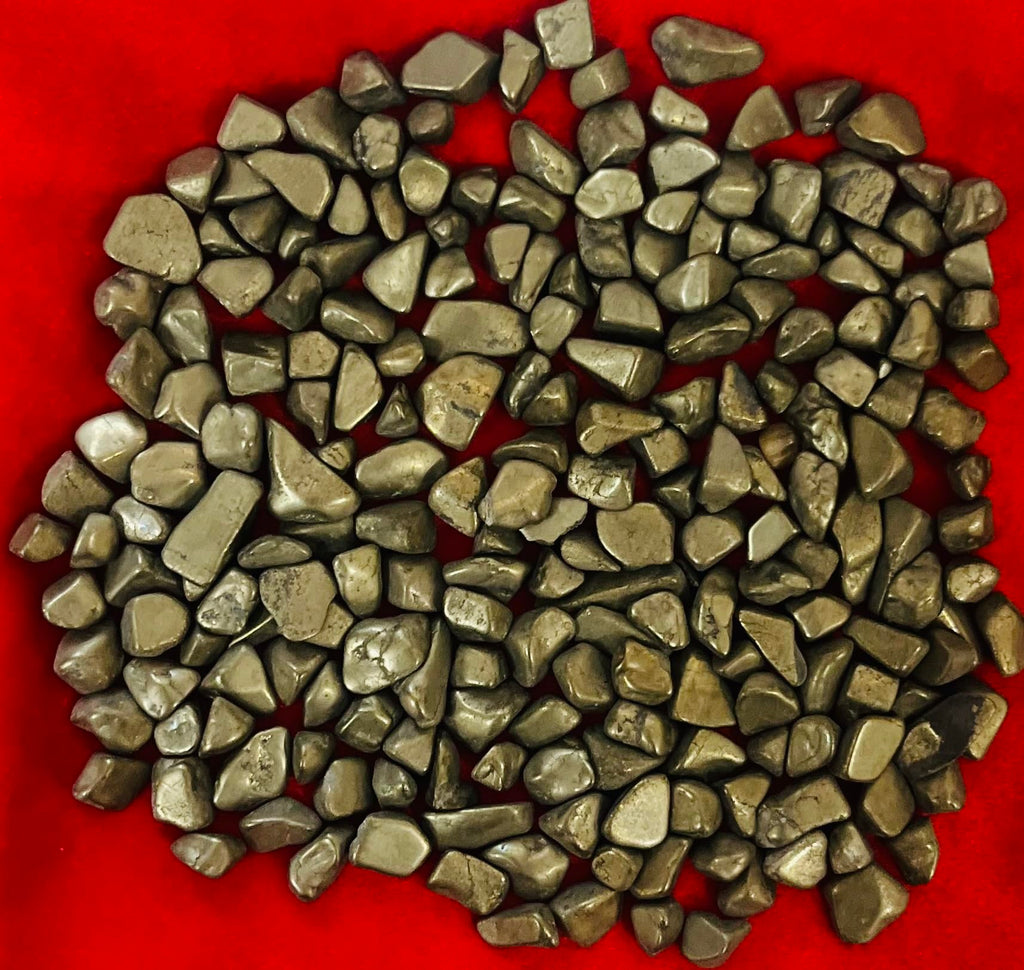 Indian Consigners Natural Crushed Polished Tumbled Gem Stone Chips, Decoration & Healing Crystals (Pyrite)
