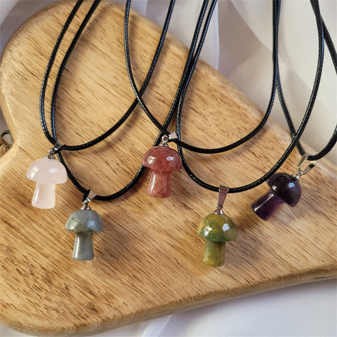 Dreuyet Mushroom Crystal Necklace Mushroom Pendant Necklace Natural Stone Crystal Pendant Necklace for Women Christmas Valentine