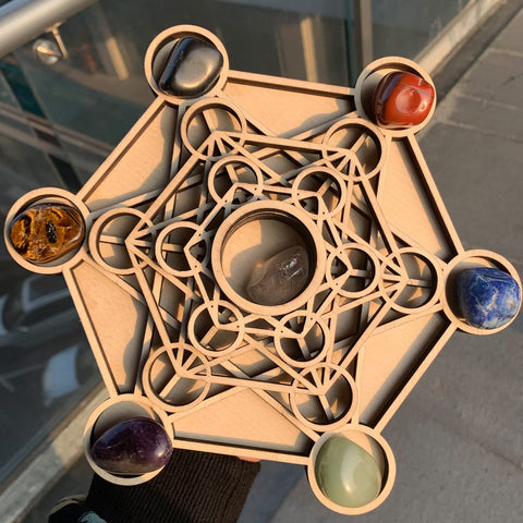 Metatron Crystal Grid Wooden Art 3D Metatron's Healing Energy with 7 Pieces Rough Seven Chakras Crystal Stone Set Sacred Geometr
