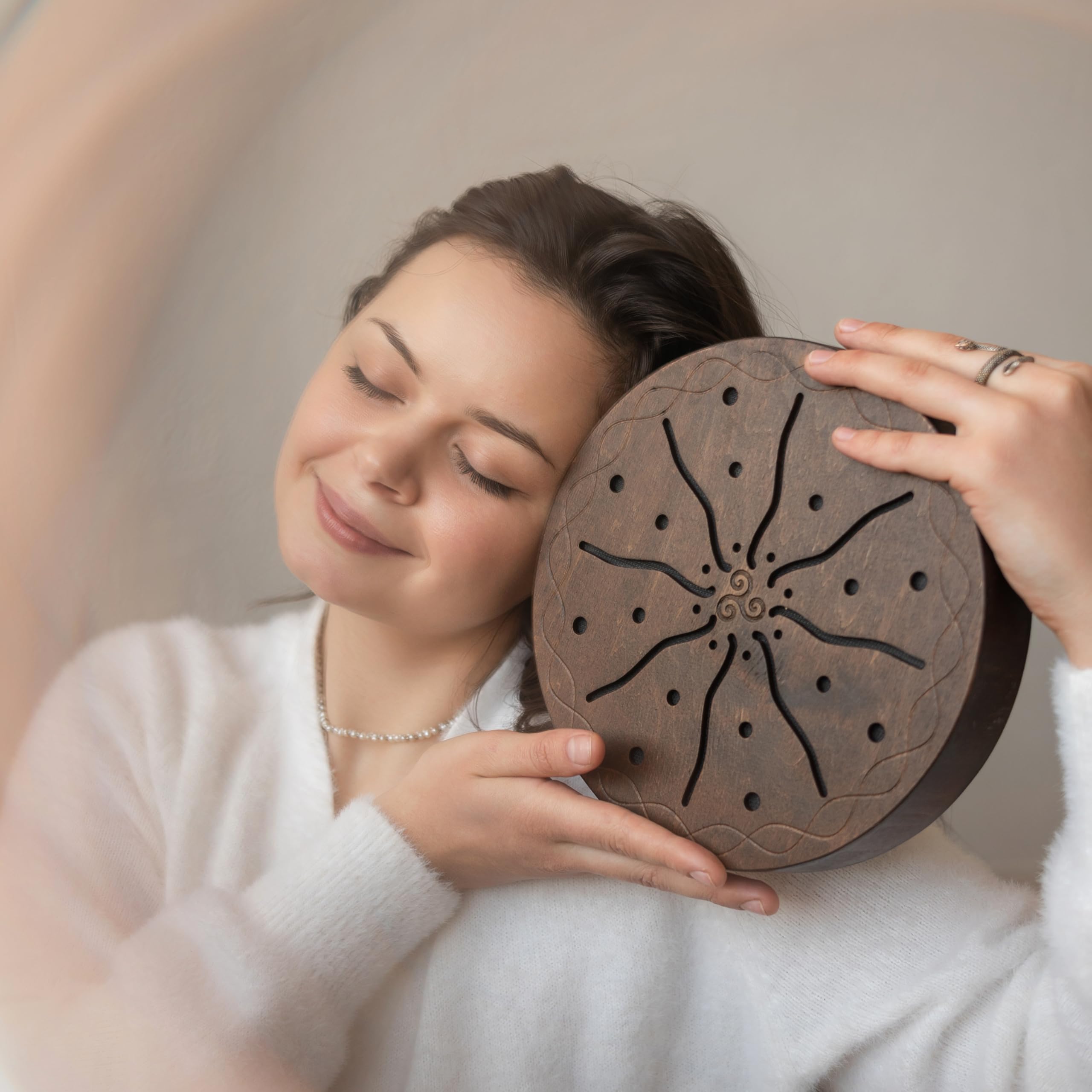 Rain Disk for relax and healing, soft sound of water, great sound therapy tool, wooden body, simple in use and producing a pleas