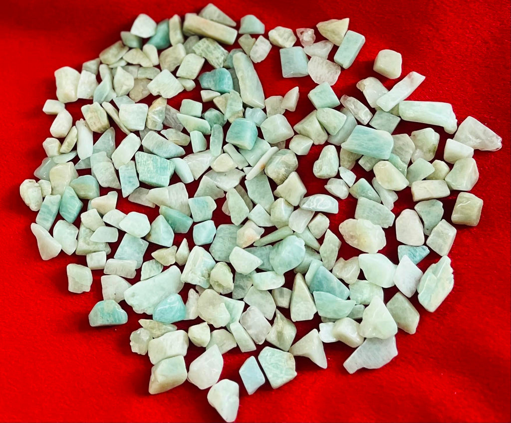 Indian Consigners Natural Crushed Polished Tumbled Gem Stone Chips, Decoration & Healing Crystals (Black Obsidian)