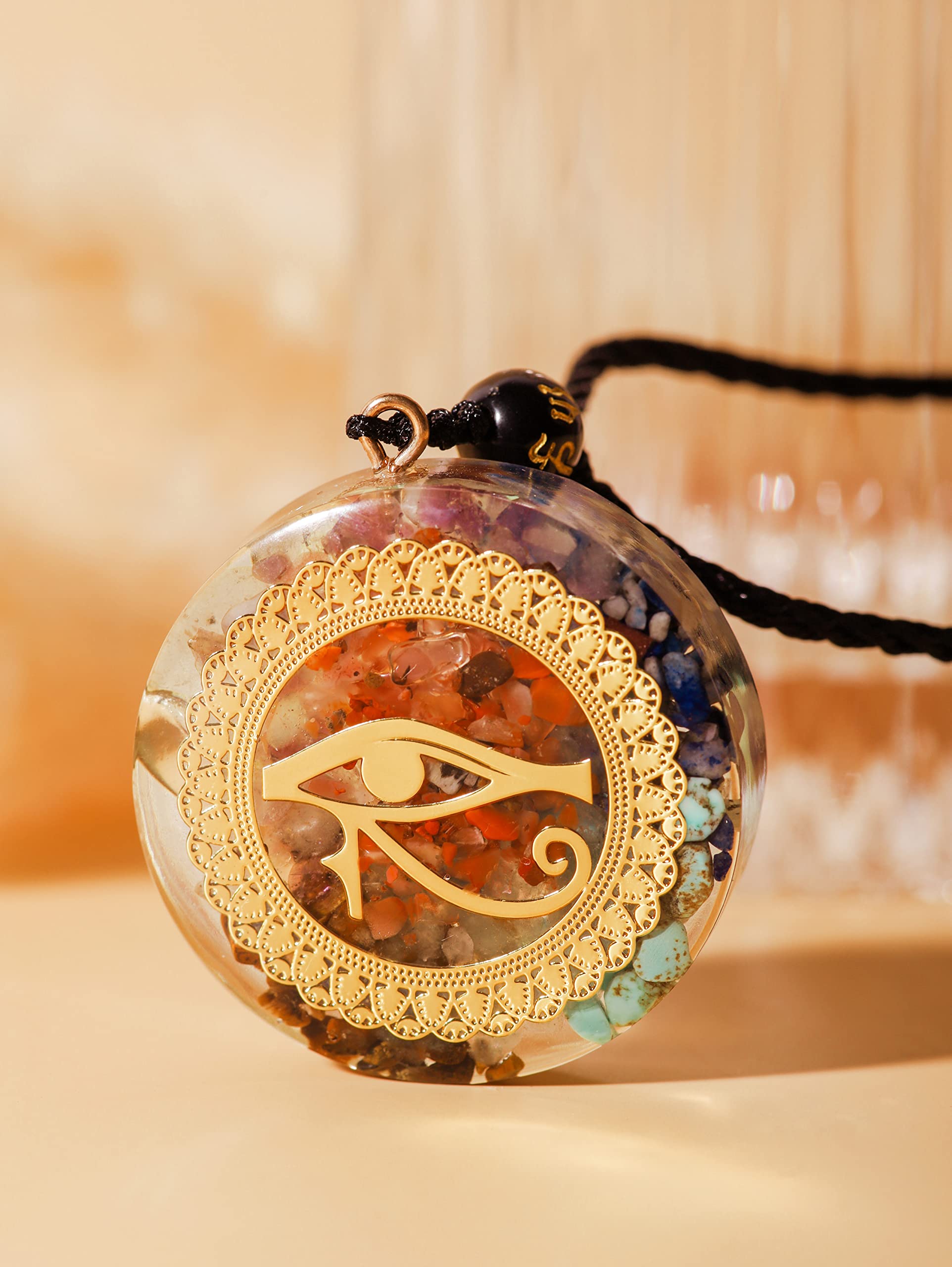 MINACHI Orgone Necklace, 7 Chakra Orgonite Egyptian Eye of Horus Pendant for Spiritual Healing and Positive Energy Meditation