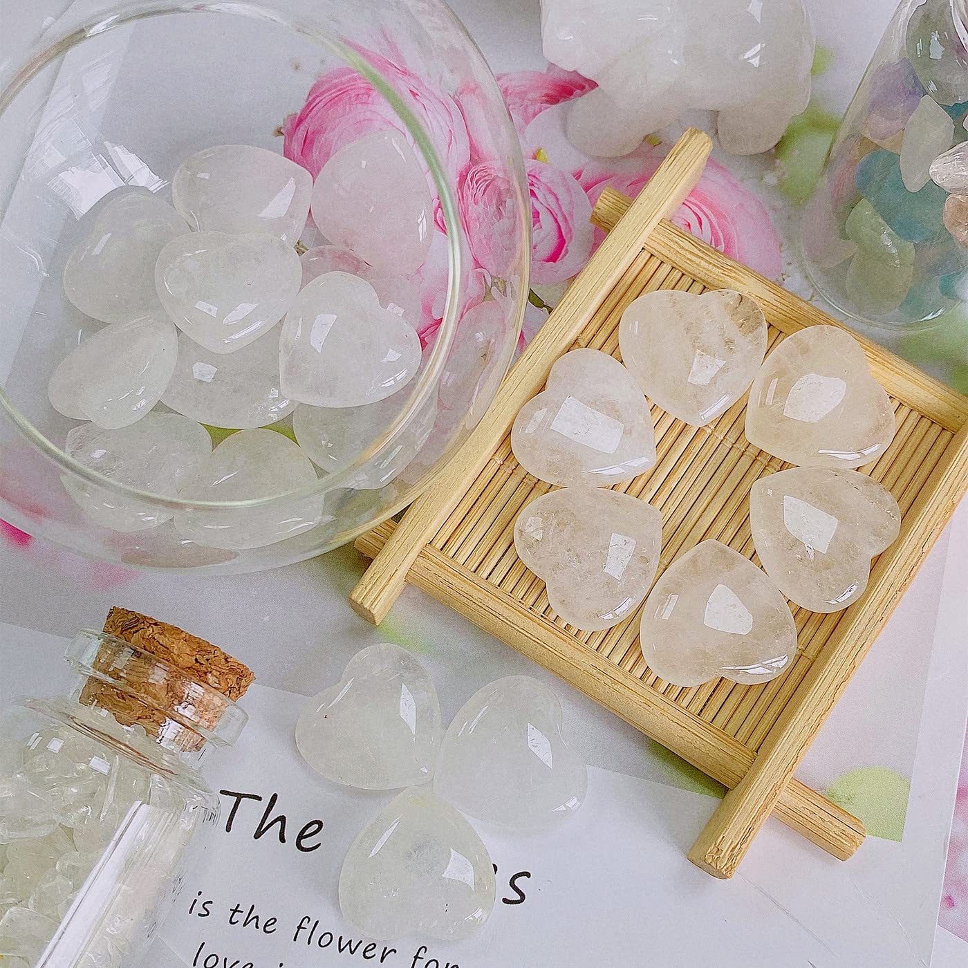 20 PCS Clear Crystal Heart Healing Crystals Cute Polished Crystal Mini Pocket Stones Natural Palm Love Gemstones Set Bulk Wholes