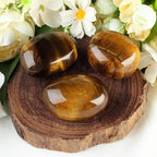 MAIBAOTA 1.6-2.0'' Tigers Eye Crystal Large Tiger Eye Stone Reiki Natural Tumbled Polished Stones for Energy Witchcraft Therapy