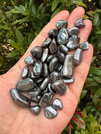 GAF TREASURES 0.5 Pound Natural Semi Tumbled Hematite Gemstone Large Chips, Hematite Crushed Crystal Chip, Undrilled Crystal Chi