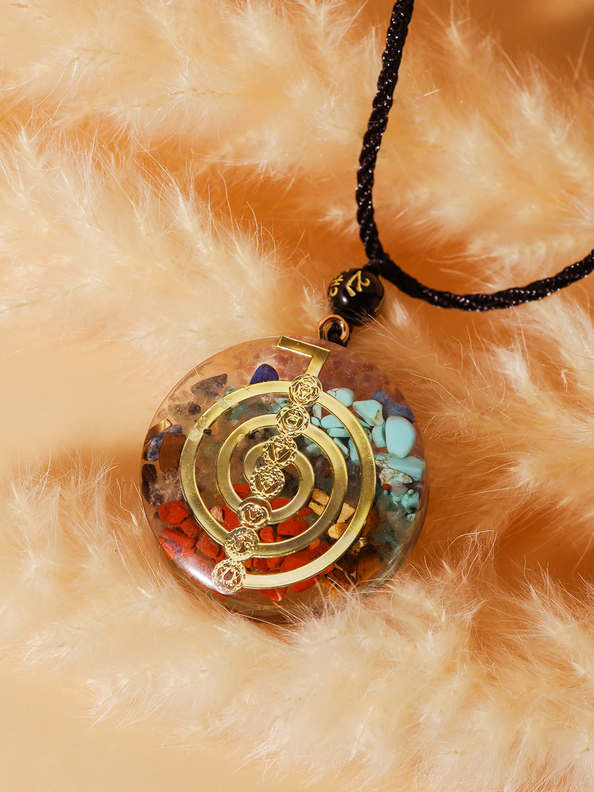 MINACHI Orgone Necklace, 7 Chakra Orgonite Pendant for Spiritual Healing and Positive Energy Meditation
