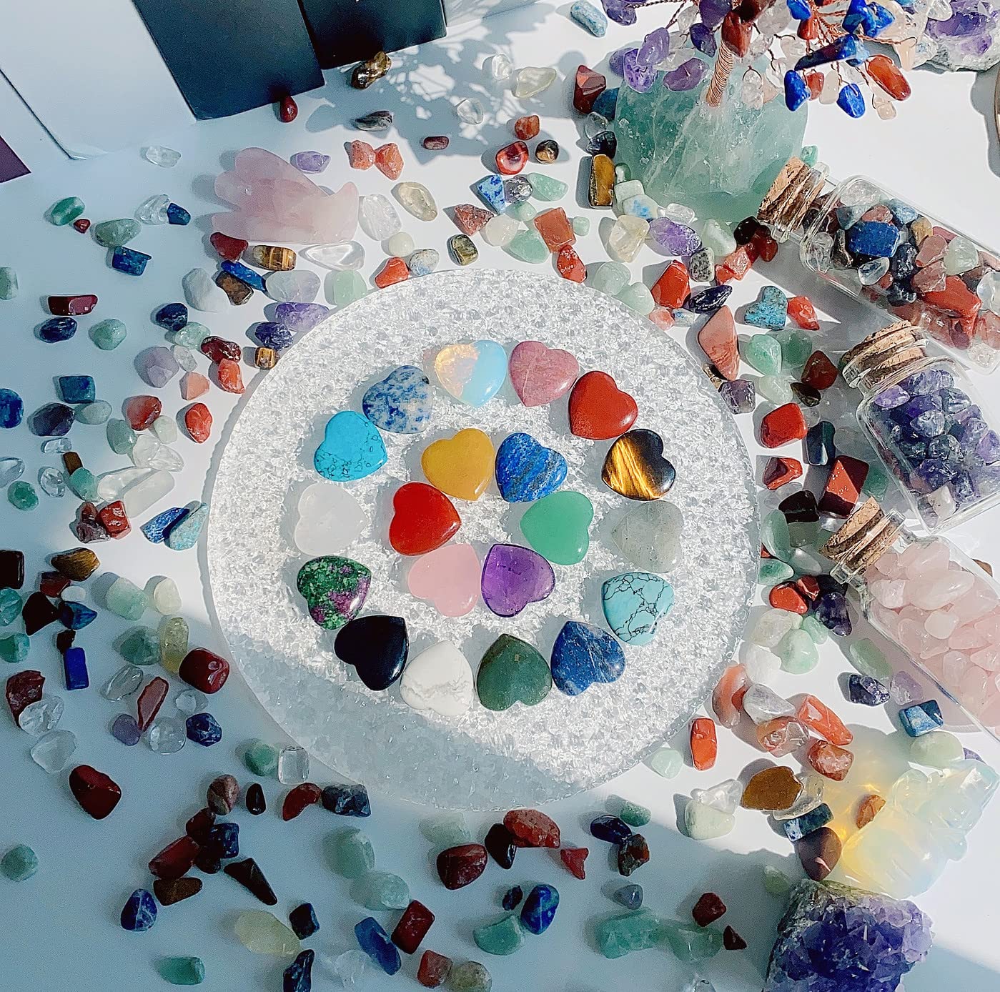QINJIEJIE 30PCS Heart Crystals Healing Crystal Palm Natural Stones Polished Gemstones Amethyst Malachite Rose Quartz Assorted Se