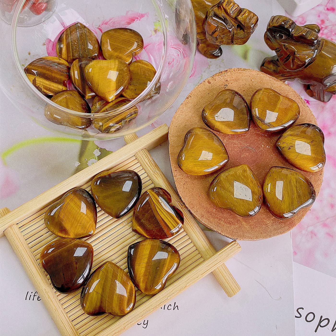 QINJIEJIE 20 PCS Natural Heart Healing Crystals Tigers Eye Polished Crystal Stones Mini Cute Pocket Palm Love Gemstones Set Bulk