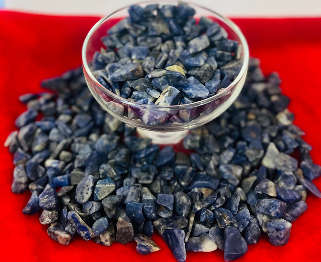 Indian Consigners Natural Crushed Polished Tumbled Gem Stone Chips, Decoration & Healing Crystals (Sodalite)