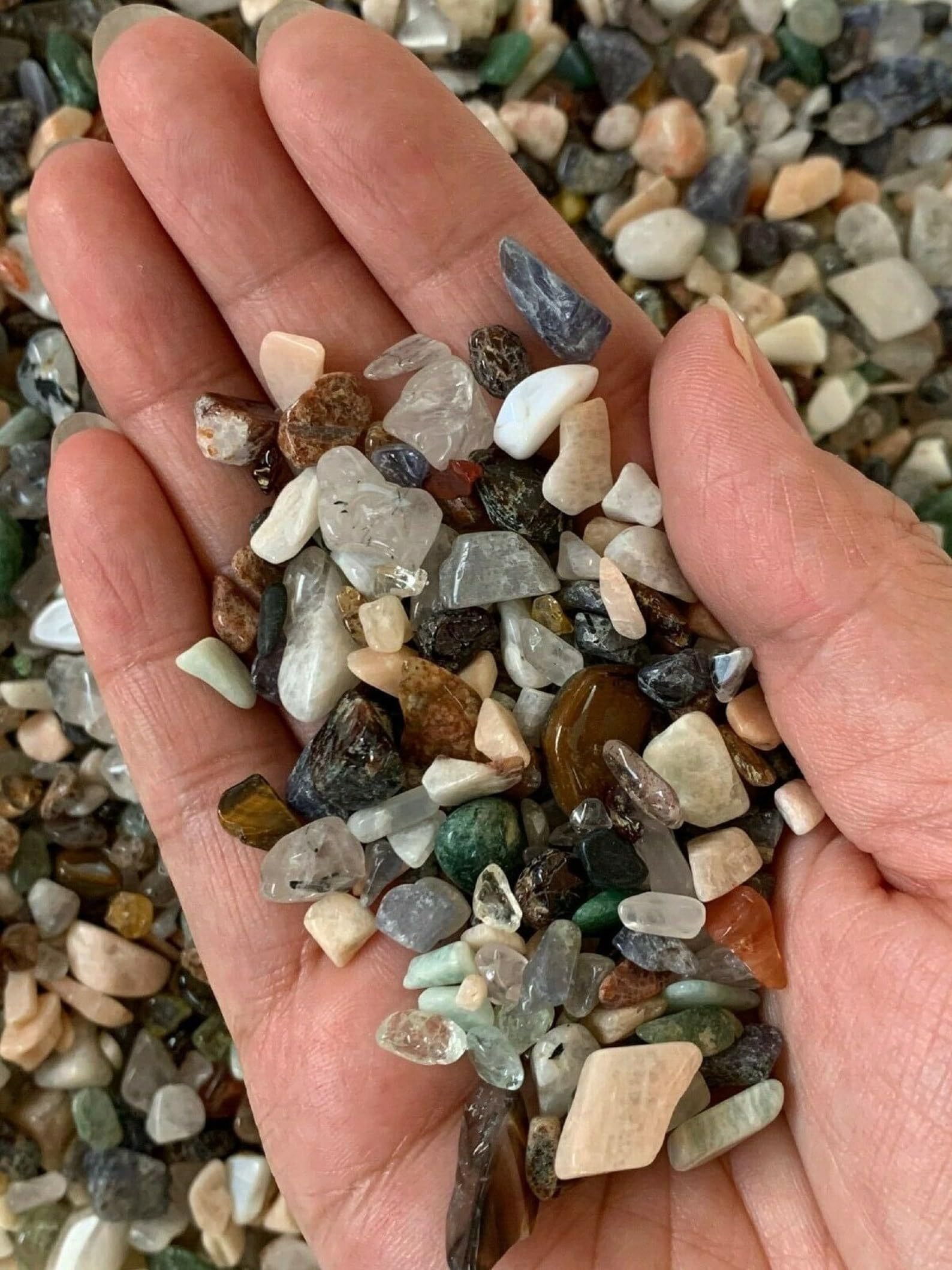 GAF TREASURES 2 oz Lot Natural Mixed Semi Tumbled Gemstone Chips, Crushed Mini Crystals, Undrilled Crystal Chips (Assorted)