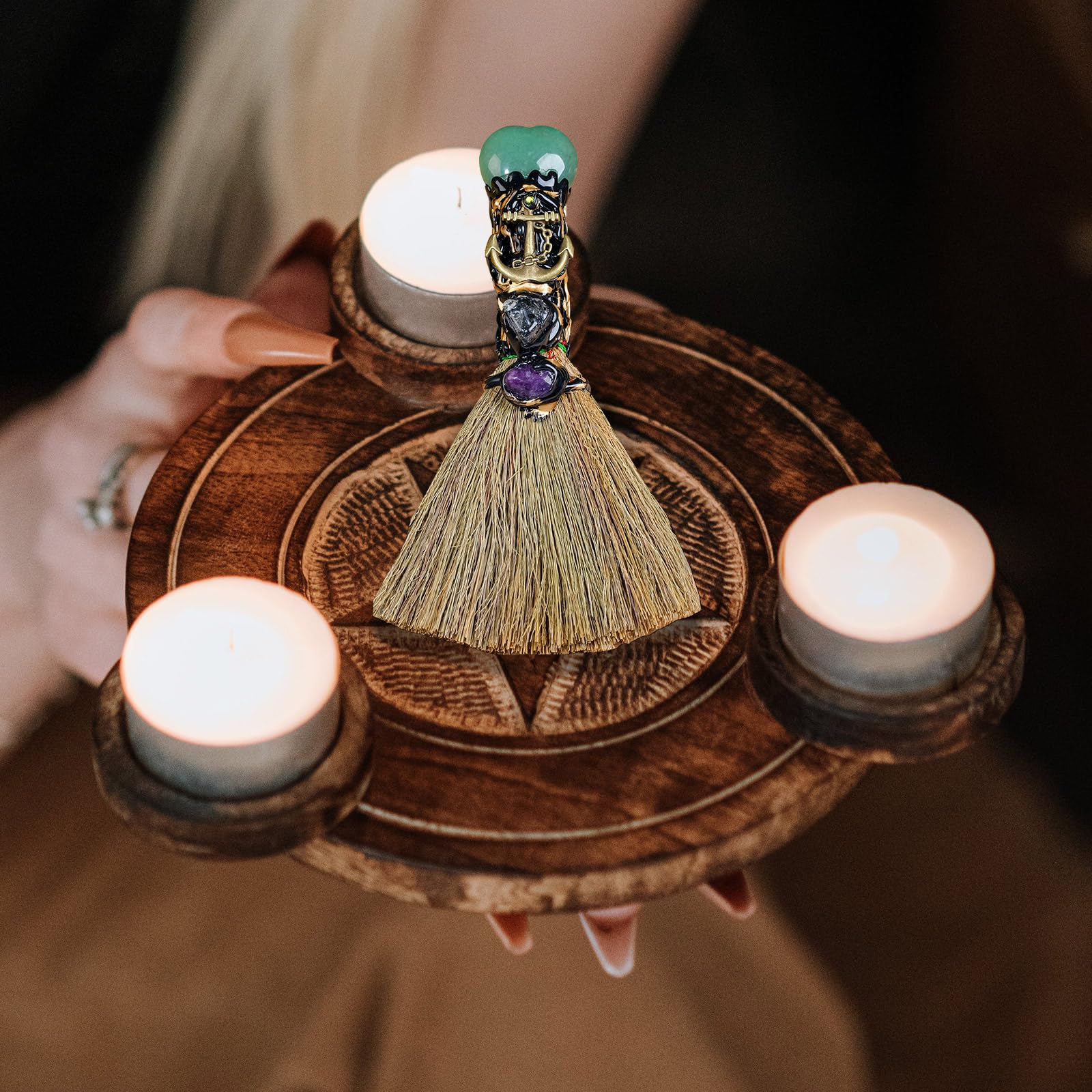 RJINGSHI Natural Green Aventurine Magic Broom Love Crystal Witch Broom Reiki Healing Crystal Handmade for Cleansing Bedroom Offi