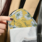 Custom Pill Box 7 Day Pill Case Bag Daisy Flowers Personalized Name Travel Pill Organizer Bag with Zipper Portable Weekly Case C