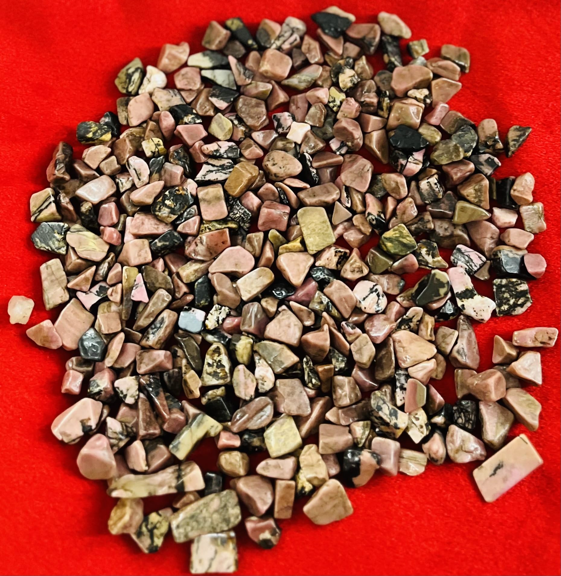 Indian Consigners Natural Crushed Polished Tumbled Gem Stone Chips, Decoration & Healing Crystals (Rhodonite)