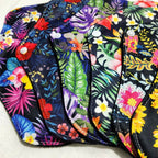 Regular Flow Women Daily Use Cloth Reusable Menstrual Pads Sets Including 1pc Mini Wet Bag and 6pcs Regular Flow Menstrual Mama